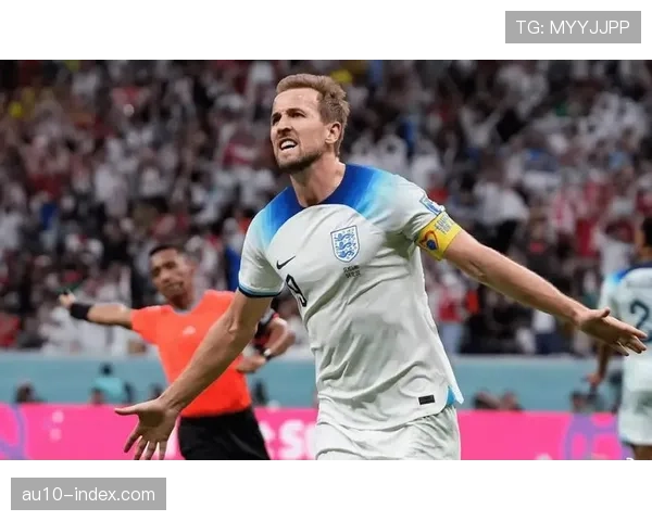 英格兰凯恩支点作用 贝林厄姆后插上进攻